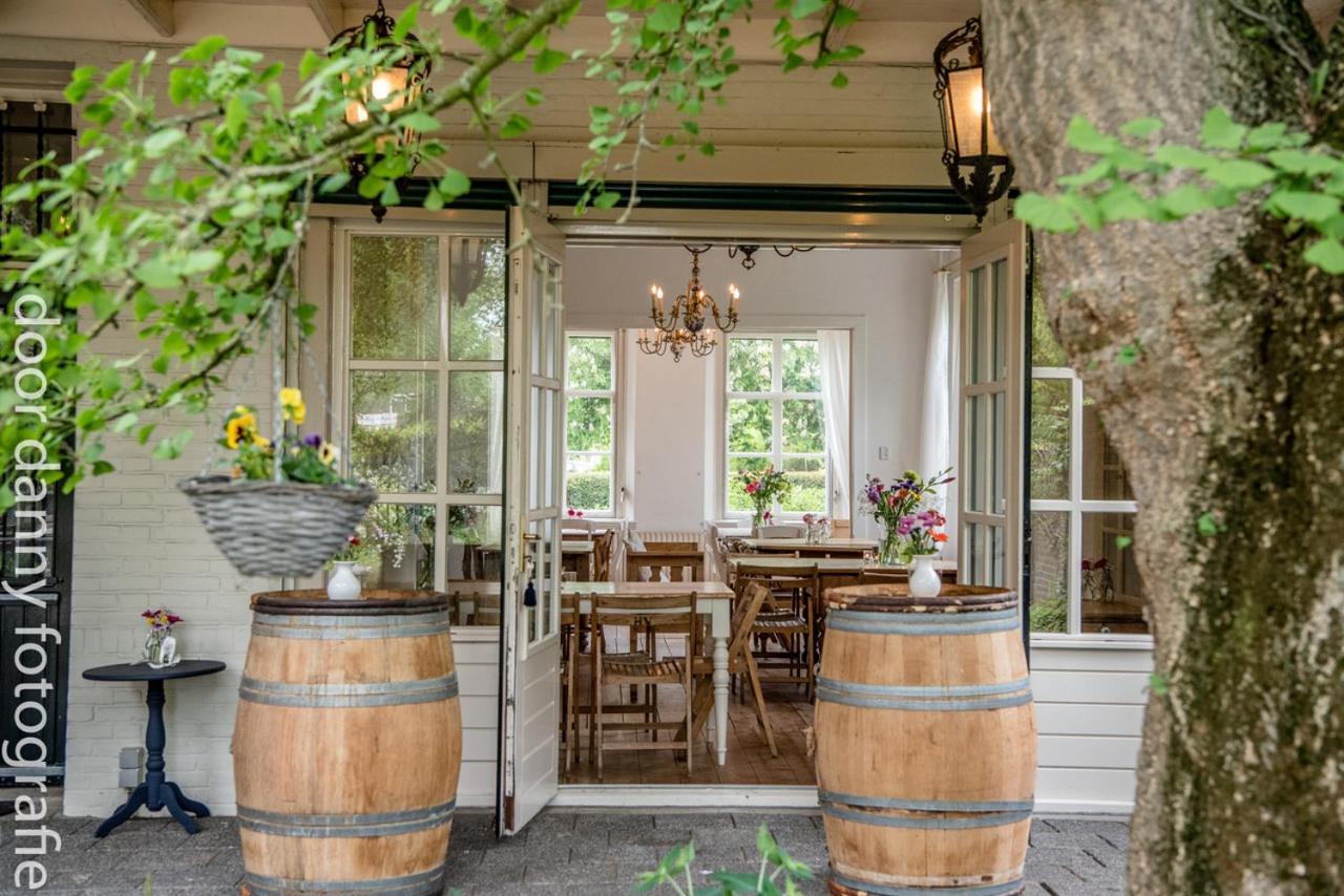 Bed and Breakfast De Oude Pastorie Macharen Esterno foto