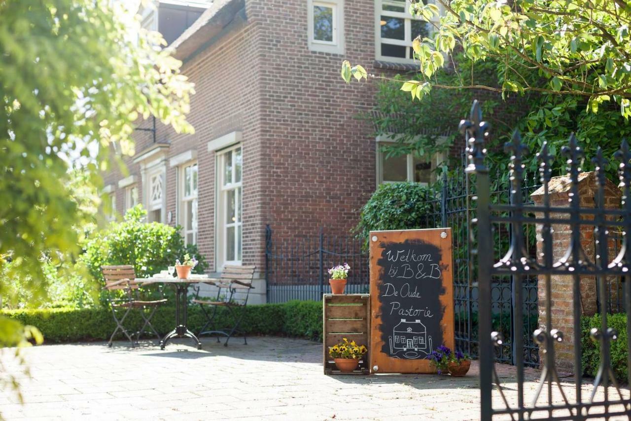 Bed and Breakfast De Oude Pastorie Macharen Esterno foto